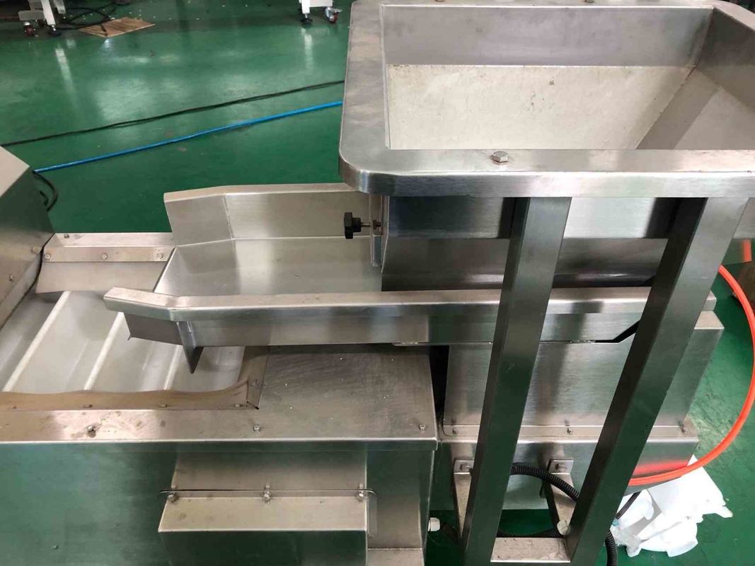 75L 150L 200L SS304 জেড টাইপের বালতি পরিবাহকের জন্য স্বাধীন কম্পন ফিডার