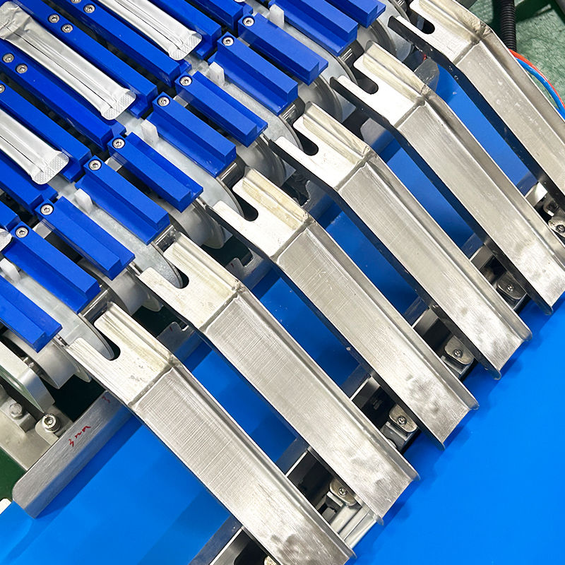 স্বয়ংক্রিয় মাল্টি লেন ফুড কালার ড্রিঙ্কস পাউডার স্যাচেট প্যাকিং মেশিন 1g-30g স্টিক প্যাক এনার্জি ড্রিঙ্কস পাউডার ফিলিং মেশিন