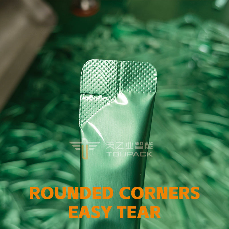 সম্পূর্ণ স্বয়ংক্রিয় ভিএফএস কেচপ প্যাকিং এবং ফিলিং মেশিন মাল্টি ট্র্যাক উল্লম্ব 4 পক্ষের সীল স্যাচেট টমেটো সস প্যাকিং মেশিন