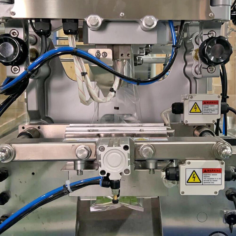 সম্পূর্ণ স্বয়ংক্রিয় ছোট ক্র্যাকার মাল্টিহেড ওয়েইজার ব্যাক সিল প্যাকিং মেশিন কুকিজ বান্স ভিএফএফএস নাইট্রোজেন প্যাকেজিং মেশিনের জন্য