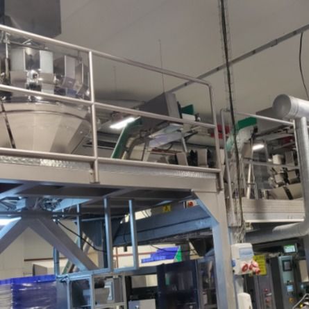 10 '' কালার টাচ স্ক্রিন ISO9001 0.5L মোড়কের জন্য প্যাকিং মেশিন