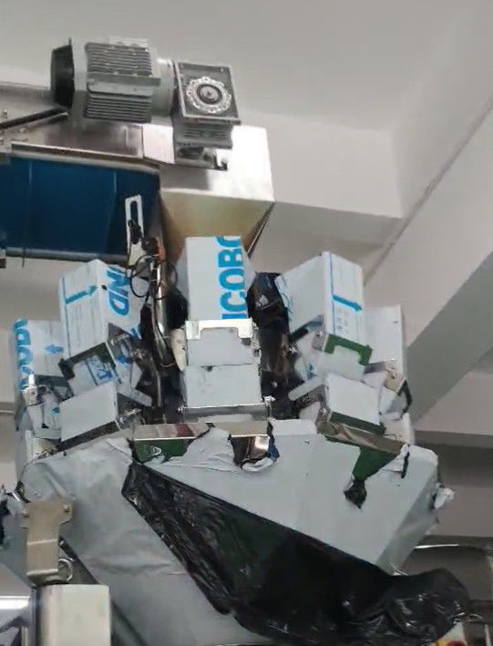 খাদ্য গ্রেট স্টেইনলেস স্টিল 304 বাদাম প্যাকিং মেশিন জল প্রমাণ এবং মরিচা প্রমাণ হাউজিং